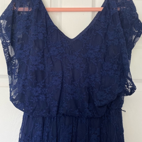 Navy blue high-low lace dress - Picture 3 of 7